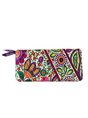 Vera Bradley Viva La Vera Multicolor Floral Quilted Travel Wallet Passport